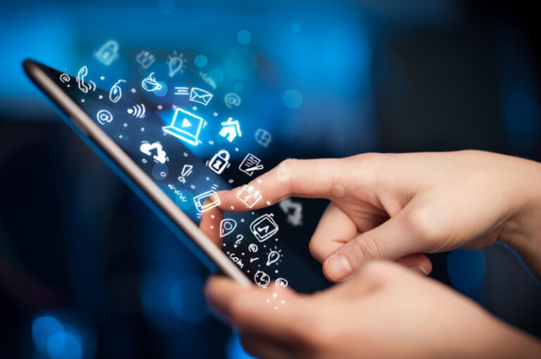 App là gì? Doanh nghiệp có nên thiết kế app không?