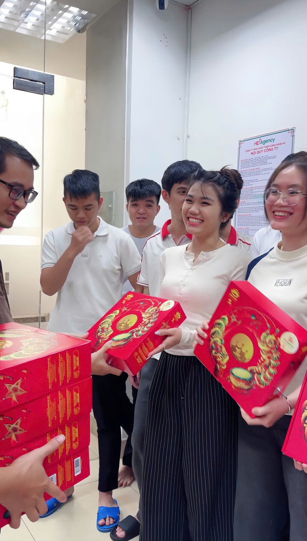 TRUNG THU HD AGENCY 2025